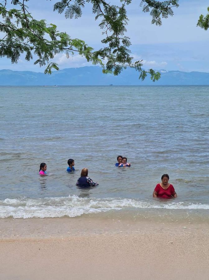 Calatagan'S Bahay Kubo - With Beach Access Ngoại thất bức ảnh